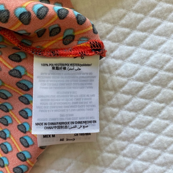 Juicy Couture Black Label printed fbutton up top with waist wrap/tie/bow medium - Picture 8 of 8